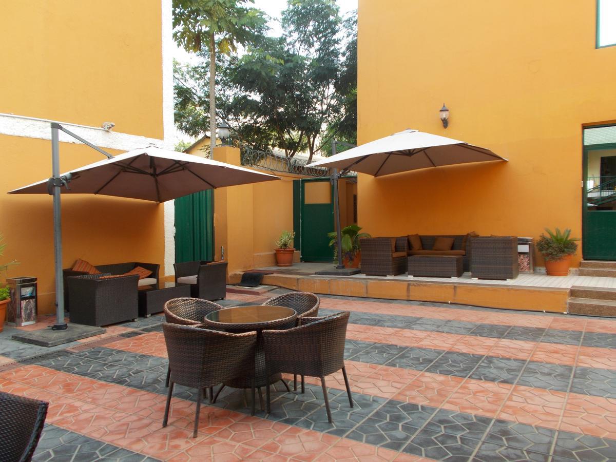 Keren Hotel Juba エクステリア 写真