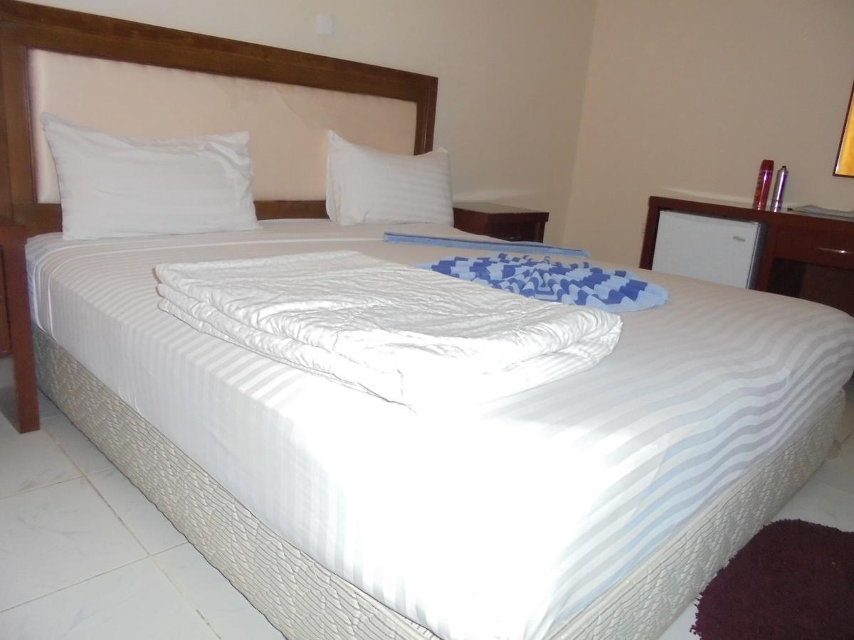 Keren Hotel Juba エクステリア 写真